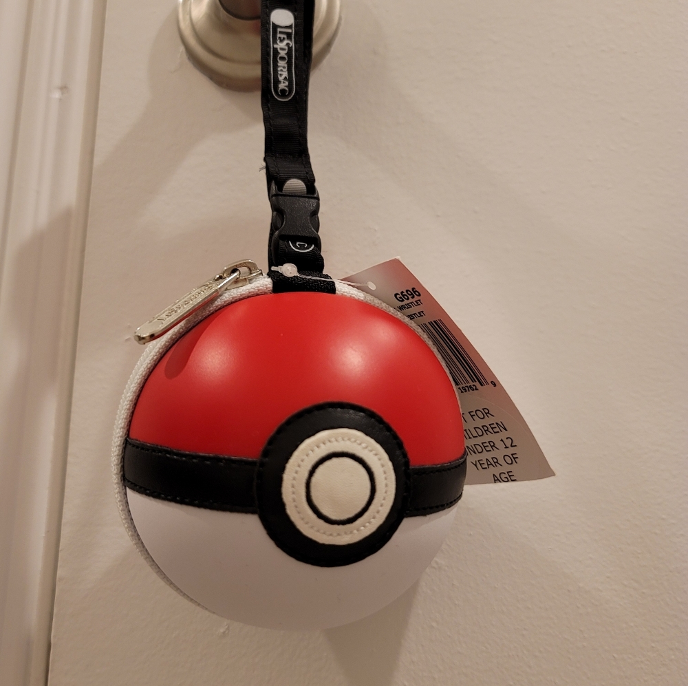 Lesportsac x Pokemon - Monster Ball